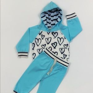 💙Hooded Hearts and Stripes💙